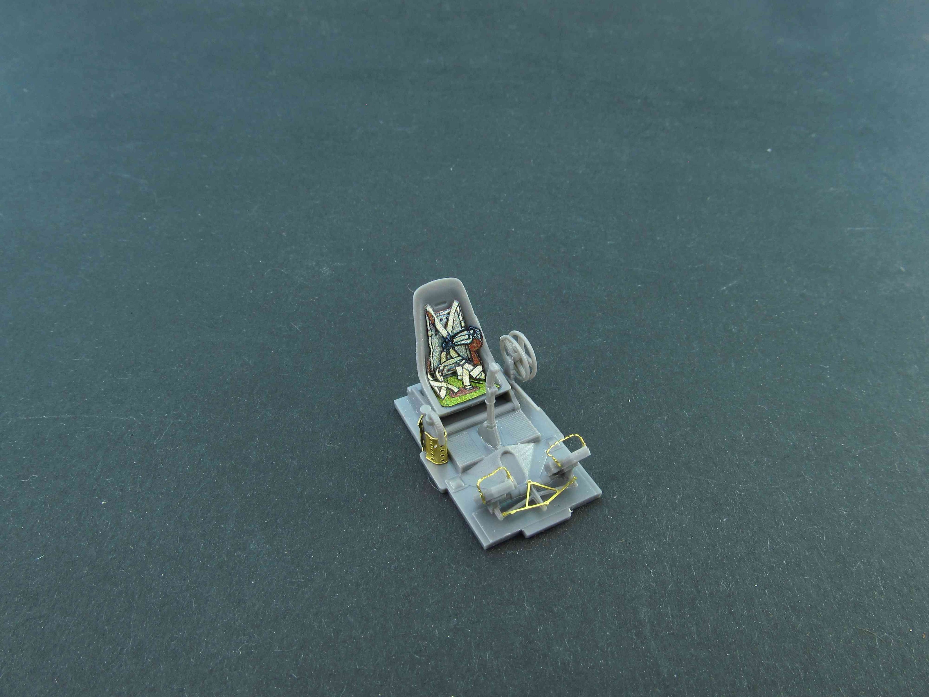 Luftwaffe WWII Aircrew Parachutes Scale 1:48 Metallic Details MDP48033