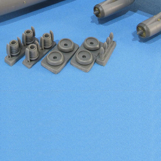 Lockheed C-141 Starlifter, Engines Detailing sets, (Resin & Photoetch) Scale 1:144 (Recommended for kit: Roden) Metallic Details MDR14414 - For Models Aircraft Kits
