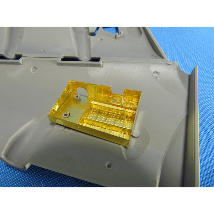 Detailing set for aircraft model Convair B-36 Peacemaker Exterior, Antennas and chassis niches (for Roden) Scale 1:144 Metallic Details MDR14417