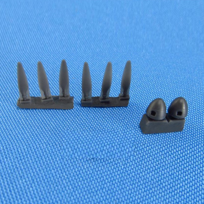 Heinkel He 111, VS-11, Propeller sets (resin parts for two propellers) Scale 1:144 Metallic Details MDR14419 - For Aircraft Model Kits