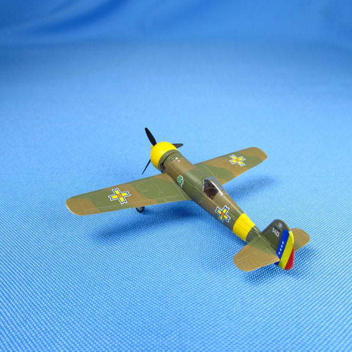 IAR 80 Aircraft Model Kit Scale 1:144 Metallic Details MDR14426