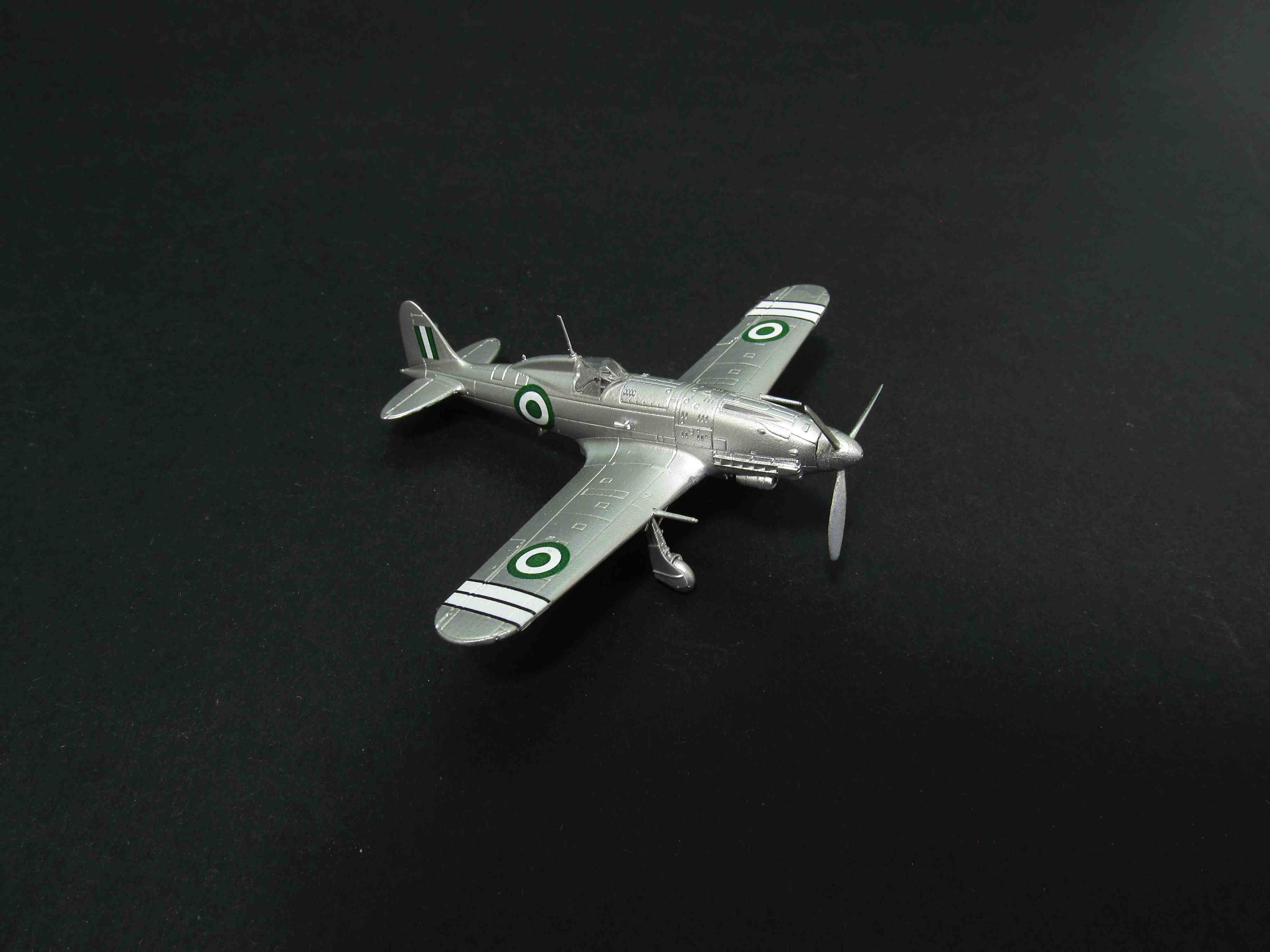 Macchi C.205 Veltro Scale 1:144 Metallic Details MDR14446