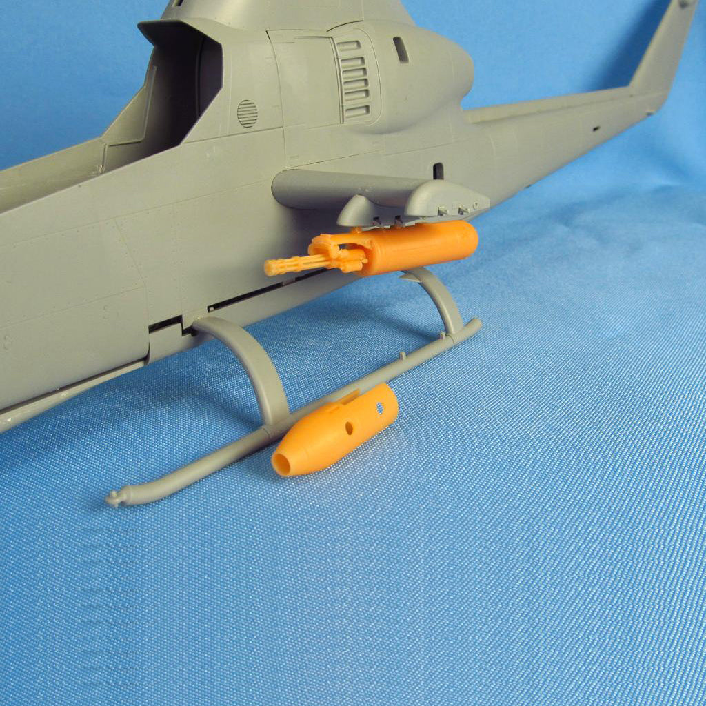 M18 gun pod with M134 Minigun Scale 1:32 Metallic Details MDR3212