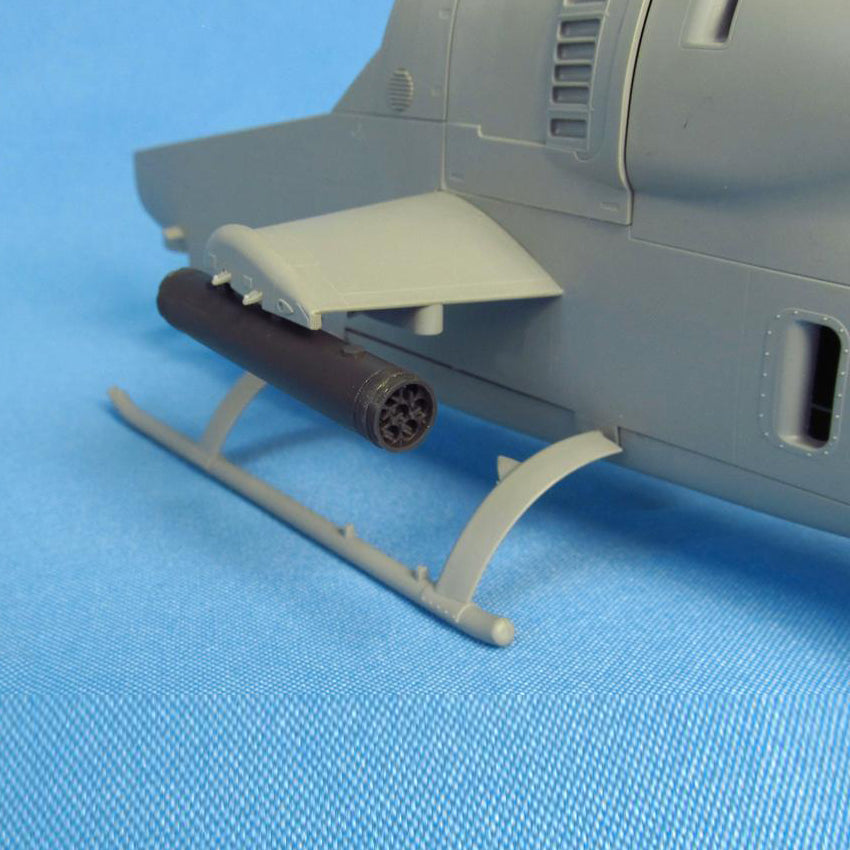 XM157 2.75 inch Rocket Launcher Scale 1:32 Metallic Details MDR3214