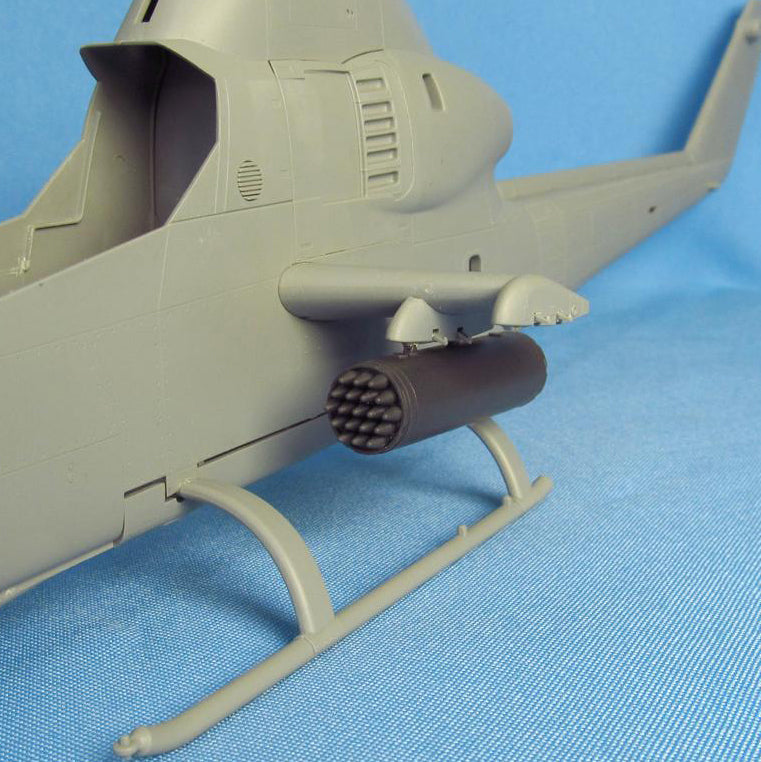 XM159 2.75 inch Rocket Launcher Scale 1:32 Metallic Details MDR3216