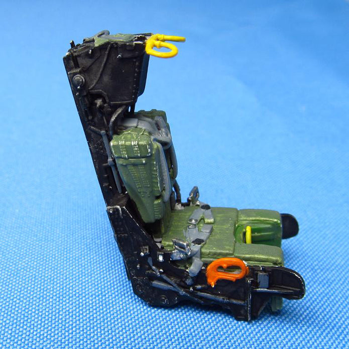 Ejection Seat Martin-Baker GRU-7A 2 pcs (3D-Printed) Scale 1:32 Metallic Details MDR3226 - For Models Aircraft Kits