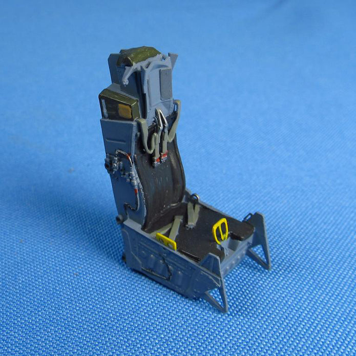 Ejection Seat ACES II 2 pcs (3D-Printed) Scale 1:32 Metallic Details MDR3228 - For Model Aircraft Kits