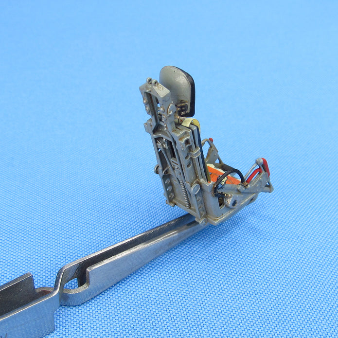 Ejection Seat KK-1 for MiG-15, L-29 and early MiG-17, Seats + 3D Decals 2 pcs Scale 1:32 Metallic Details MDR3229 - For Aircraft Models Kits