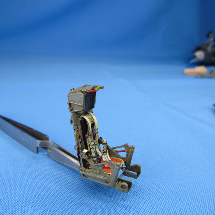 Ejection seat KK-2 for MiG-17 MiG-19 MiG-21, Seats + 3D Decals 2 pcs 1:32 Metallic Details MDR3230 - For Model Kits Aircraft