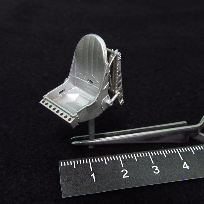 Spitfire Seats + 3D Decals 2 pcs Scale 1:32 Metallic Details MDR3251 - For Aircraft Kit Model