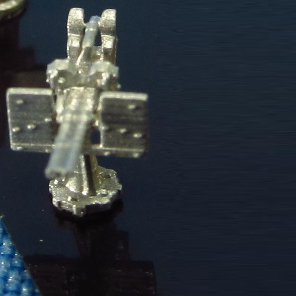 Twin 20 mm Oerlikon fixed mount guns Scale 1:350 Metallic Details MDR35001