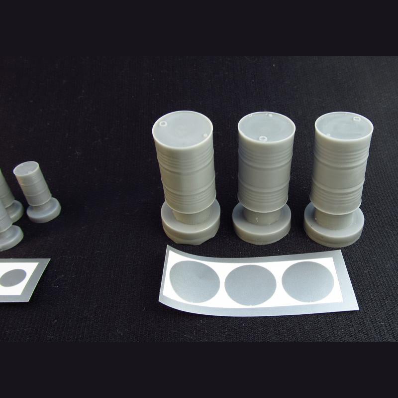 Drum 200 l (3 pcs) Scale 1:35 Metallic Details MDR3516