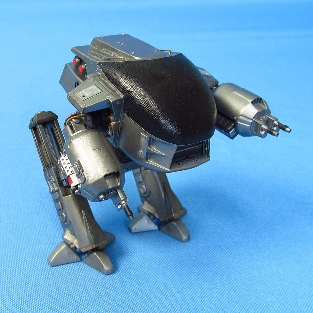 Fighting robot D-209 Scale 1:35 Metallic Details MDR3522