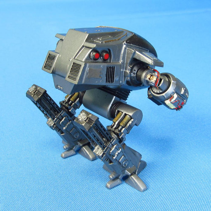 Fighting robot D-209 Scale 1:35 Metallic Details MDR3522