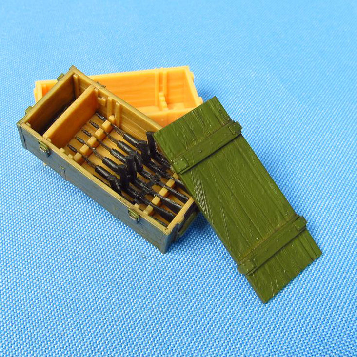 AK-74 (6 pcs) with delivery box Scale 1:35 Metallic Details MDR3523