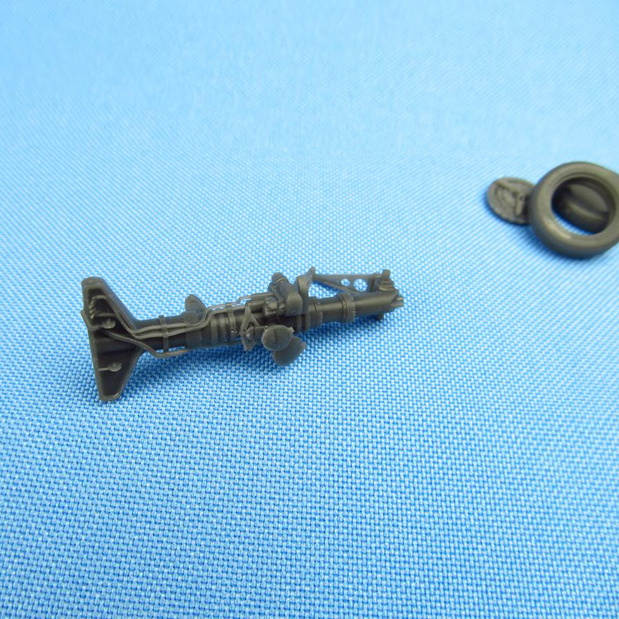 Lockheed SR-71 Blackbird, Landing Gears, Wheel Bays, Wheels (for Revell) Scale 1:48 Metallic Details MDR48138