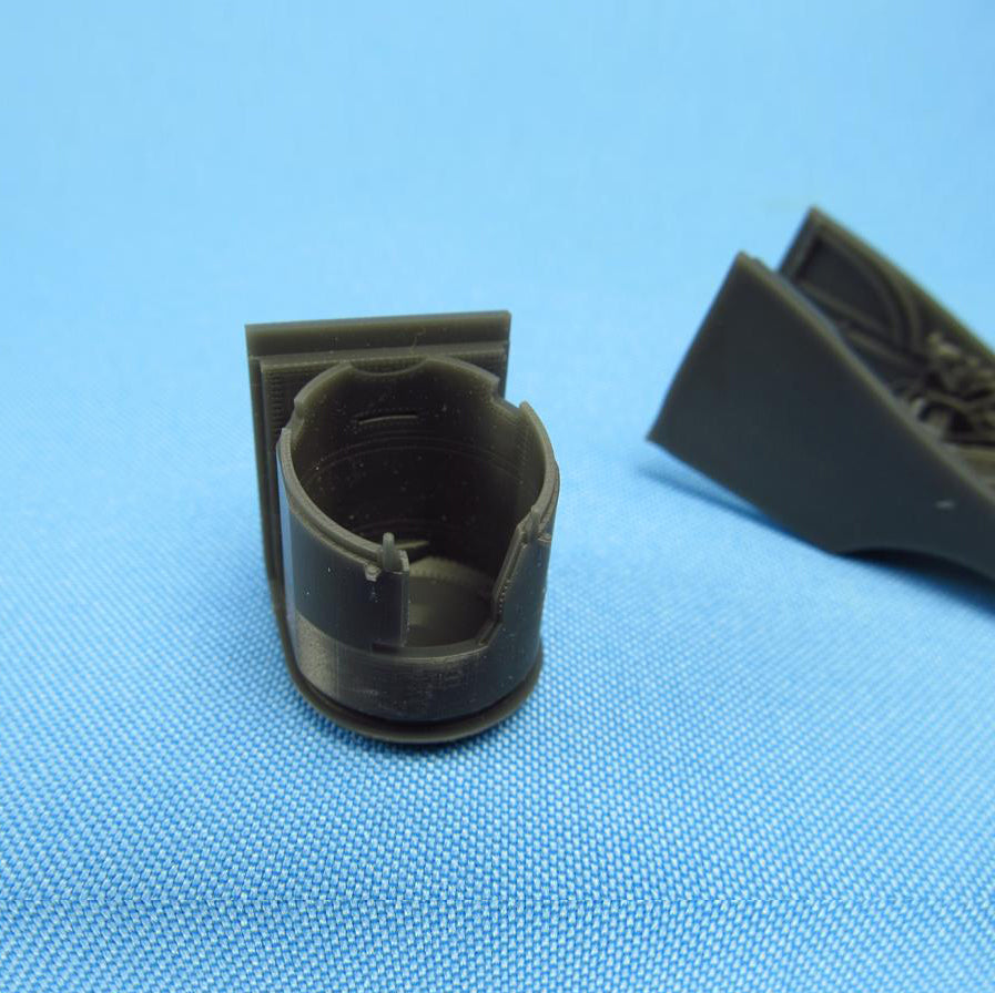 Lockheed SR-71 Blackbird, Landing Gears, Wheel Bays, Wheels (for Revell) Scale 1:48 Metallic Details MDR48138