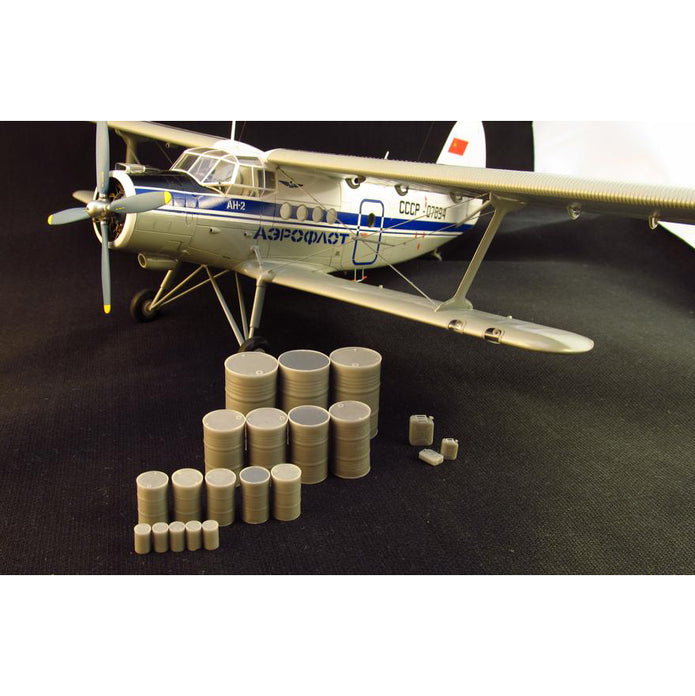 Drum 200 l (4 pcs) Scale 1:48 Metallic Details MDR4813