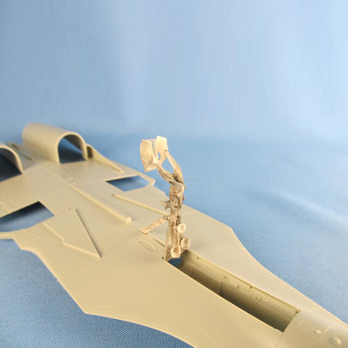 Sukhoi Su-27, Landing Gears (for Kitty Hawk) Scale 1:48 Metallic Details MDR48143