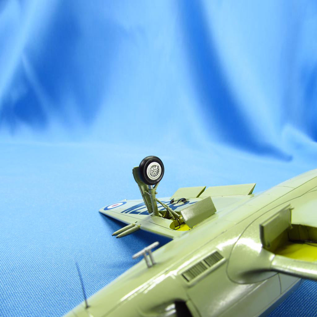 Supermarine Attacker FB.2, Landing Gears, Wheels (for Classic Airframes, Trumpeter) Scale 1:48 Metallic Details MDR48168