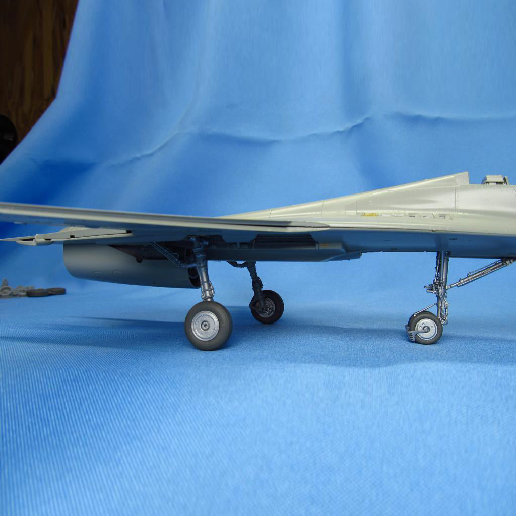 MiG-29, Landing Gears, Wheels (for GWH) Scale 1:48 Metallic Details MDR48175