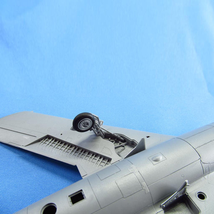 MiG-17, Landing Gears, Wheels (for HobbyBoss) Scale 1:48 Metallic Details MDR48181
