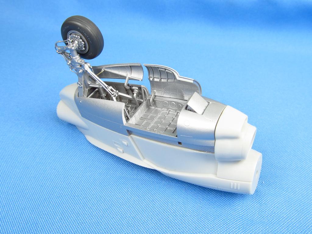 E-2C Hawkeye, Exterior Details, Landing Gears, Wheels (for Italeri, Kinetic) Scale 1:48 Metallic Details MDR48225