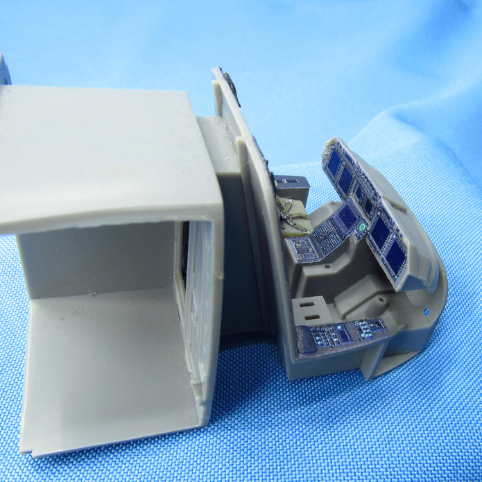 Bell Boeing V-22 Osprey, 3D-printed parts and Color Printing for Detailing of Cockpit Interior Elements and 2 Pilot Seats (for HobbyBoss) Scale 1:48 Metallic Details MDR48237