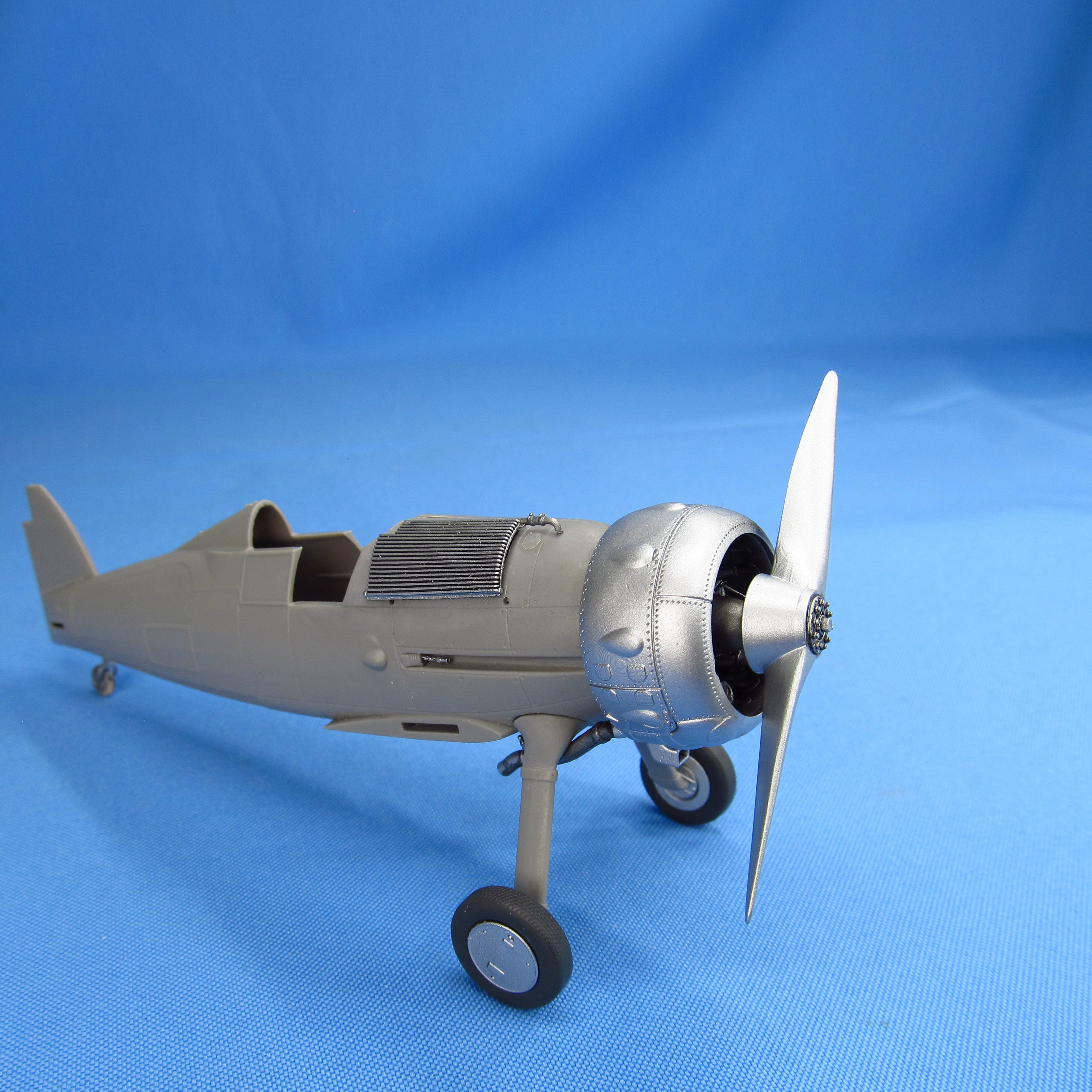 Gloster Gladiator, Exterior - Cowling, Engine, Radiator, Guns, Wheels, Propeller (Resin, 3D-Printed) Scale 1:48 (Recommended for kit: Roden, Merit International, I Love Kit) Metallic Details MDR48241 - For Aircraft Model Kits