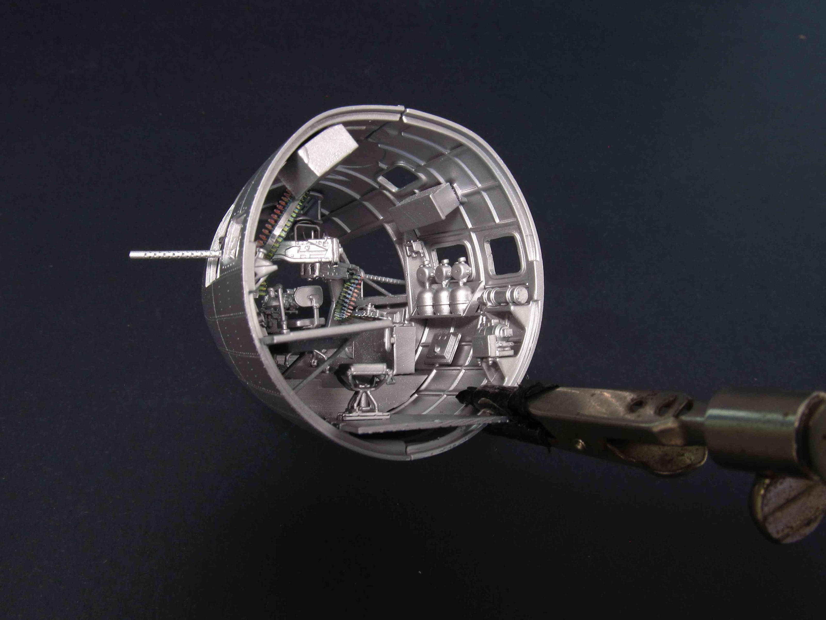 Boeing B-17F Flying Fortress Bombardier’s Cockpit (Interior set) (for HK Models) Scale 1:48 Metallic Details MDR48284