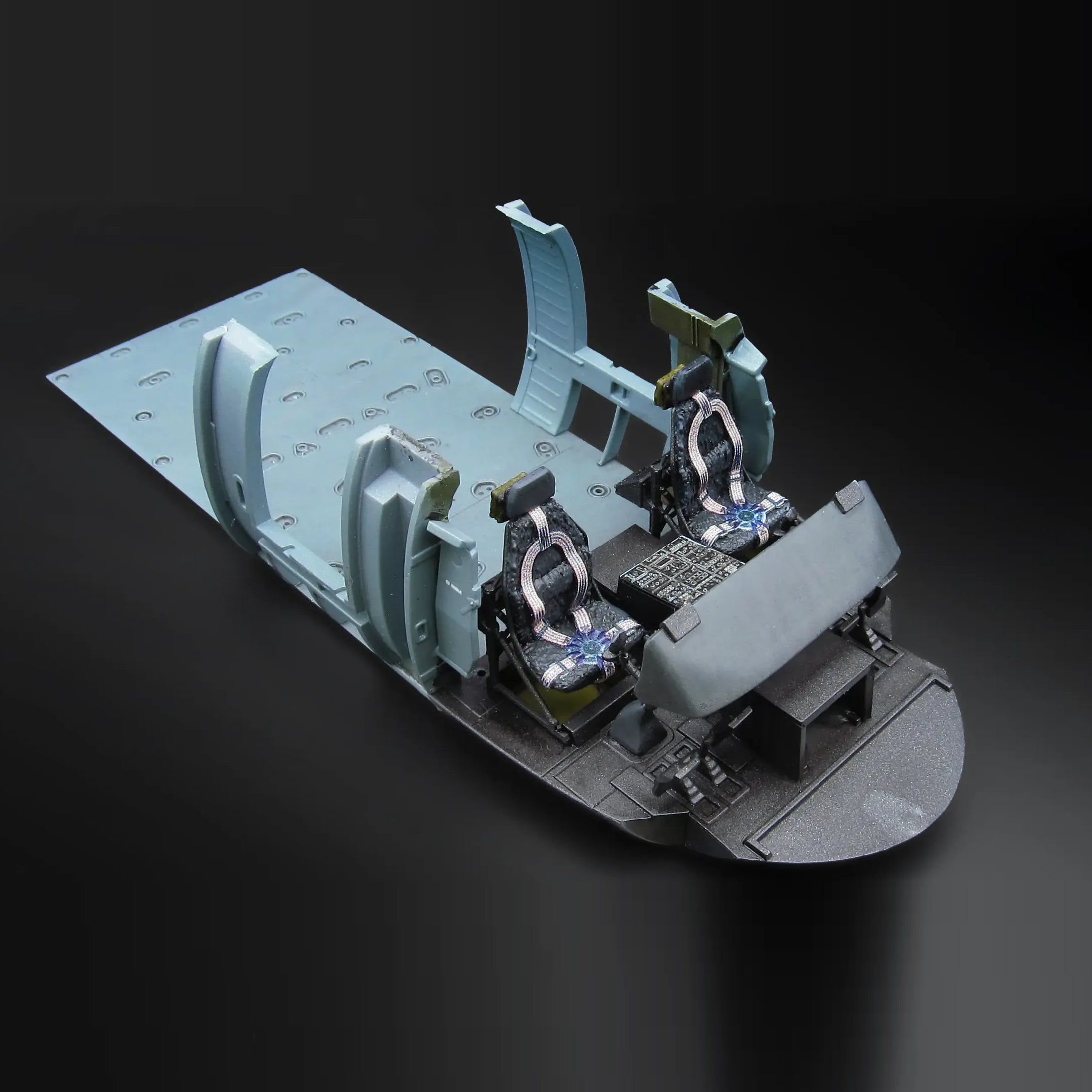 Pilot seats for UH-60, SH-60, MH-60 early Scale 1:48 Metallic Details MDR48290