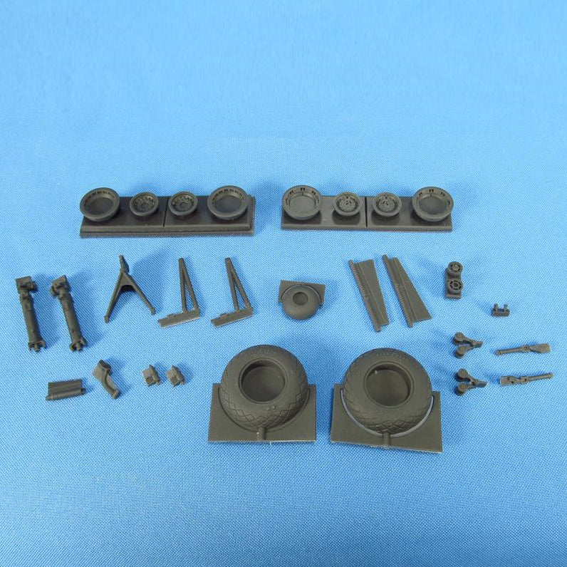 Boeing B-17 Flying Fortress, Wheels Uncovered (for Revell/Monogram) Scale 1:48 Metallic Details MDR4866