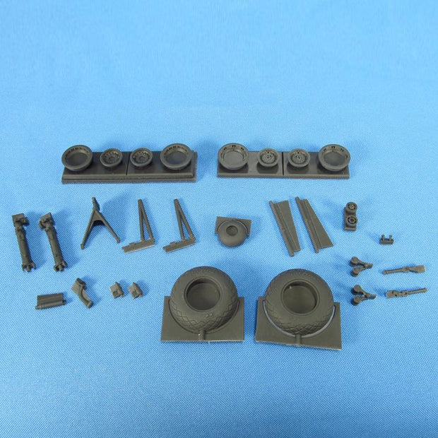 Boeing B-17 Flying Fortress, Wheels Uncovered (for Revell/Monogram) Scale 1:48 Metallic Details MDR4866