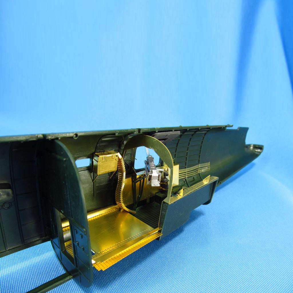 Consolidated B-24 Liberator, Waist-gunners Cabin (for Revell/Monogram) Scale 1:48 Metallic Details MDR4881