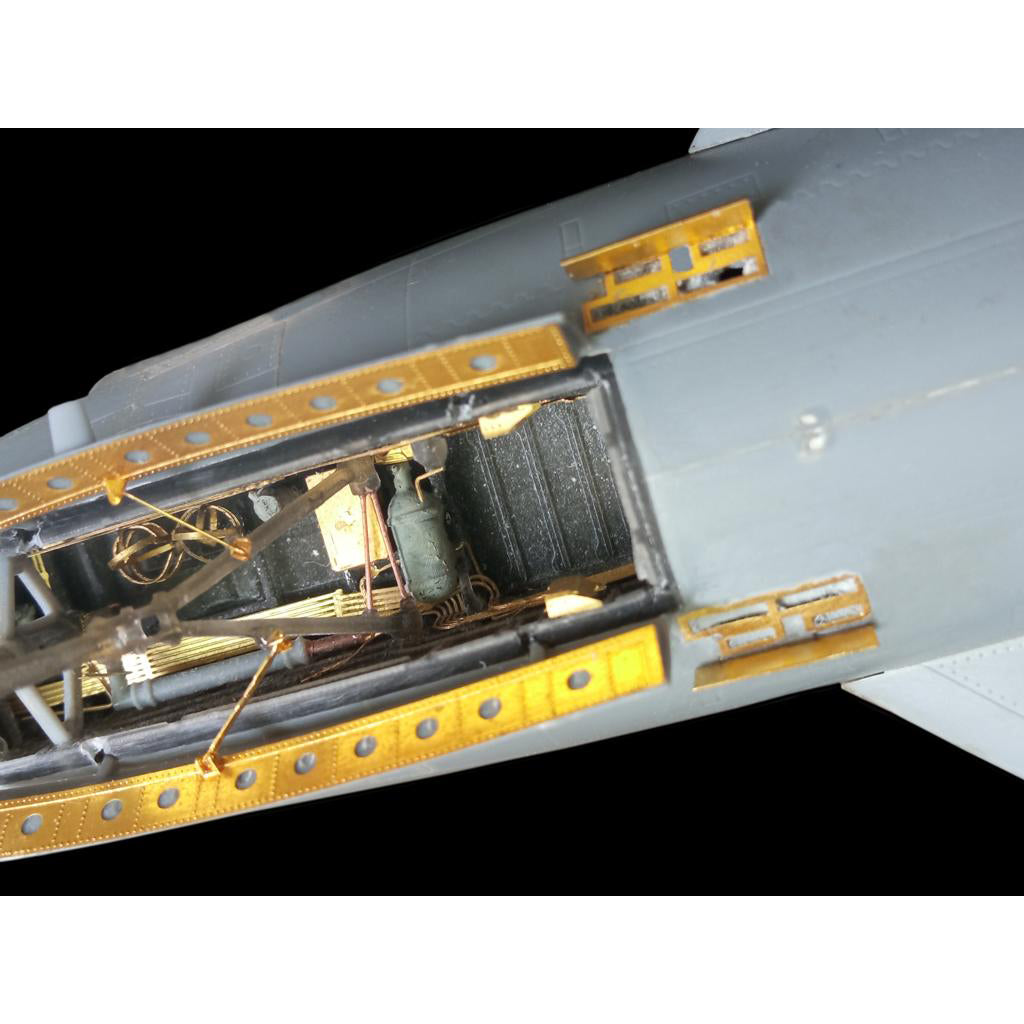 F3H-2M Demon, Wheel bays (for HobbyBoss) Scale 1:48 Metallic Details MDR4899