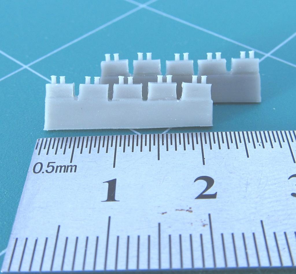 Bollard type 1 - 10 pcs Scale 1:700 Metallic Details MDR70001