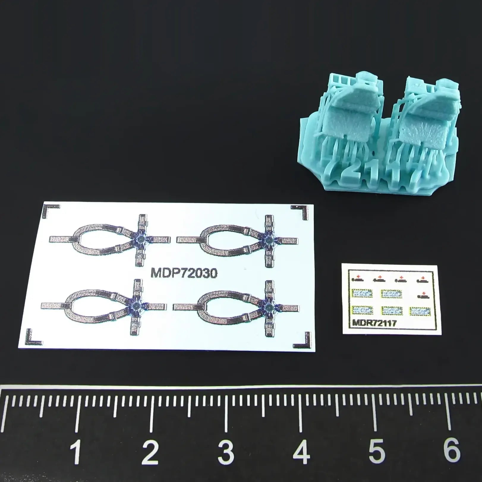 Pilot seats for Sikorsky UH-60, SH-60, MH-60 early Scale 1:72 Metallic Details MDR72117