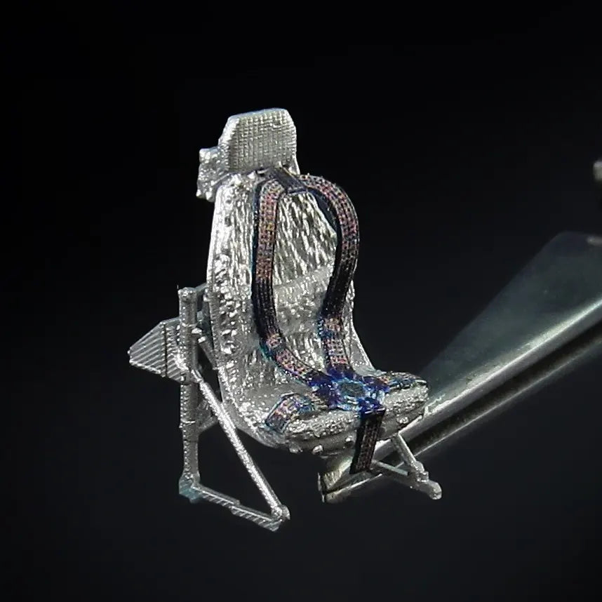 Pilot seats for Sikorsky UH-60, SH-60, MH-60 early Scale 1:72 Metallic Details MDR72117