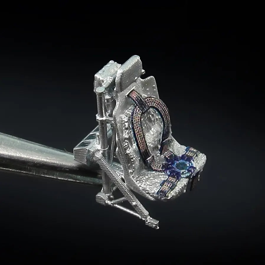 Pilot seats for Sikorsky UH-60, SH-60, MH-60 late Scale 1:72 Metallic Details MDR72118