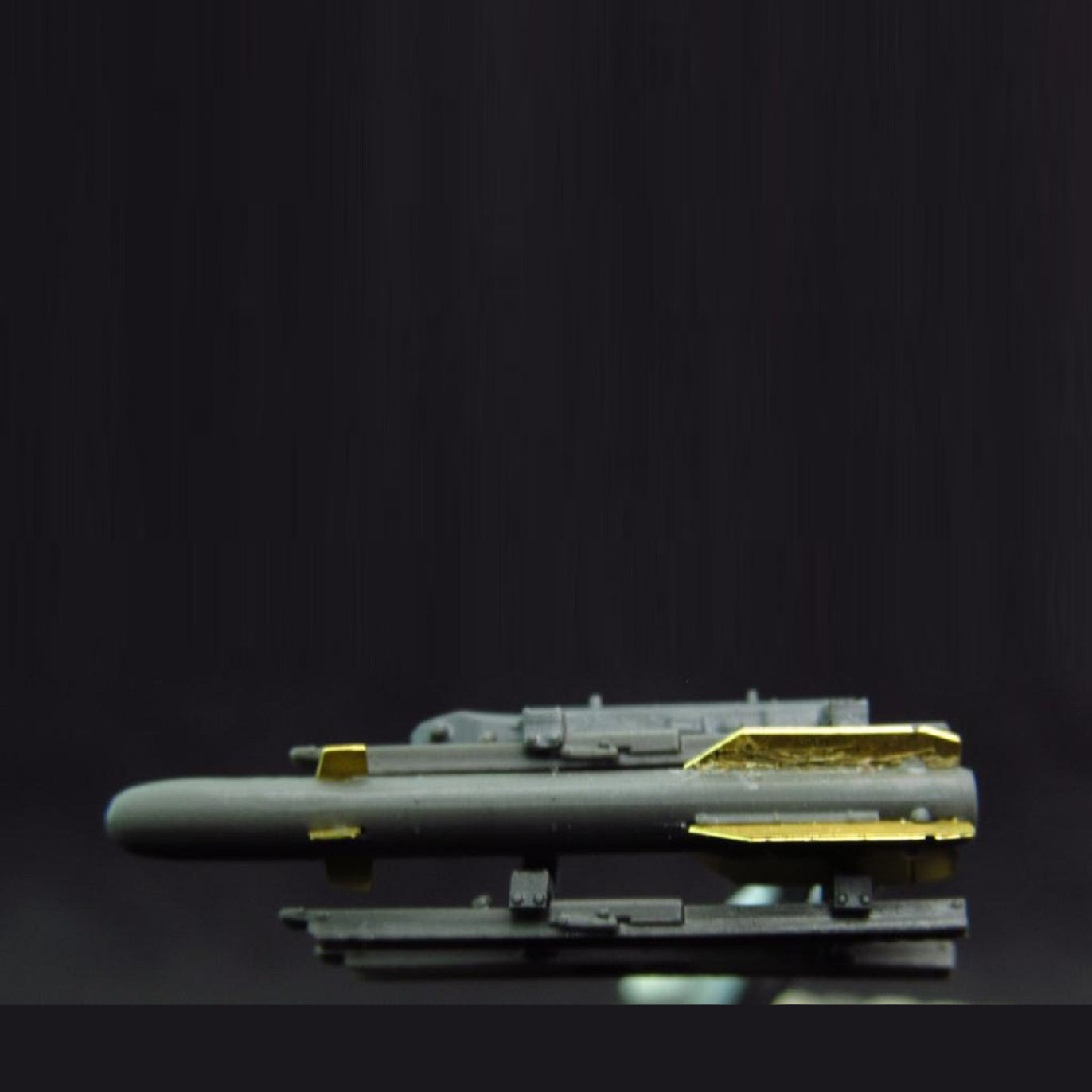 American air-to-ground missile AGM-114 Hellfire (for helicopter model AH-64 Apache) Scale 1:72 Metallic Details MDR7224