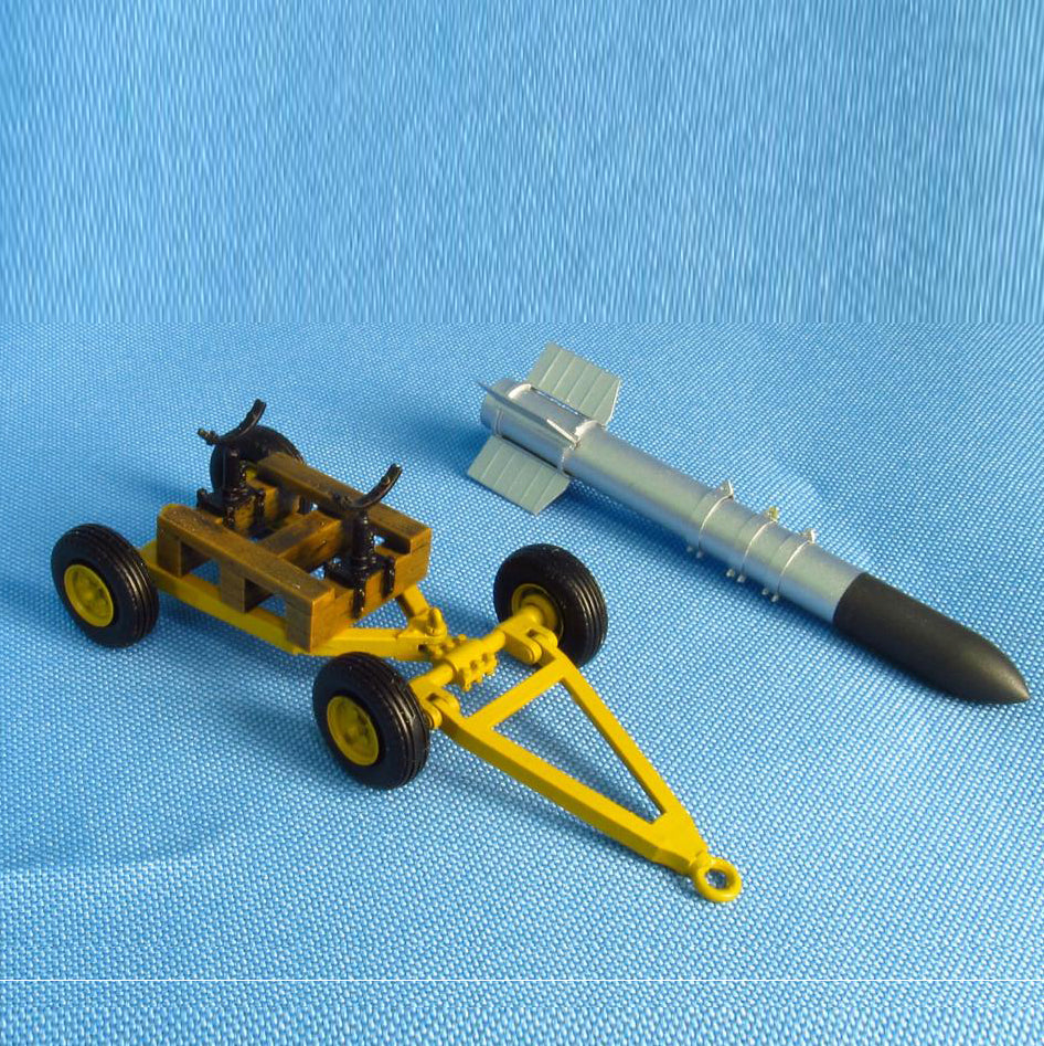 Tiny Tim Rocket with trailer Scale 1:72 Metallic Details MDR7228