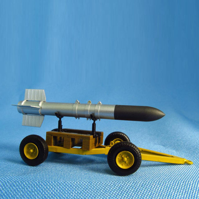 Tiny Tim Rocket with trailer Scale 1:72 Metallic Details MDR7228