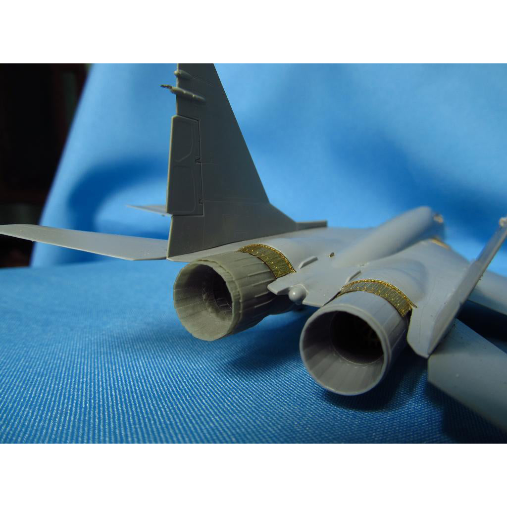 Mikoyan MiG-29, Jet Nozzles (opened) Resin, Photoetch Scale 1:72 (Recommended for kit: Zvezda, Trumpeter) Metallic Details MDR7234 - For Model Kits Aircraft