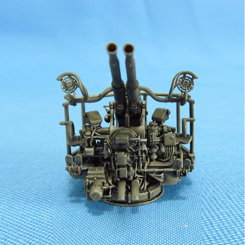 Twin 40 mm Bofors guns Scale 1:72 Metallic Details MDR7252
