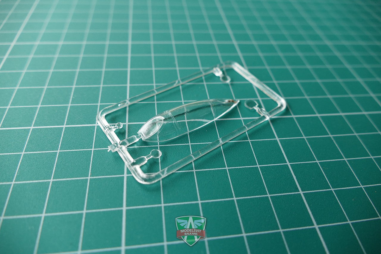 Modelsvit 72009 Plastic model aicraft kit Scale 1:72 Sukhoi SU-22I ( SU-7 IG )