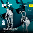 Republic F-105 (F, G) Thunderchief male pilots on Access Ladder (2 pcs) (3D Printed) Scale 1:32 ResKit RSF32-0071 for Figurines for Aircraft Model Kit
