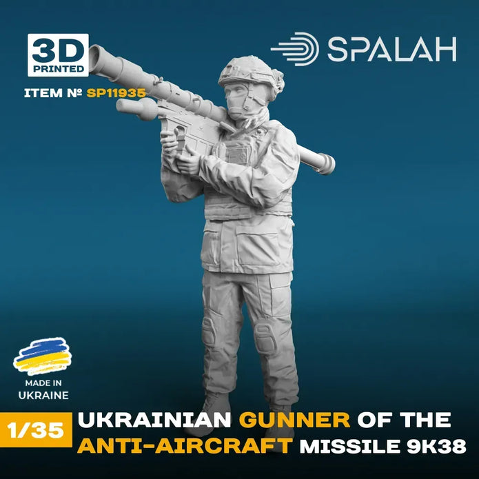 Spalah SP11935 Figure Ukrainian anti-aircraft gunner of the anti-aircraft missile system 9K38 Scale 1:35