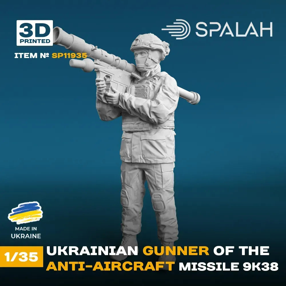 Spalah SP11935 Figure Ukrainian anti-aircraft gunner of the anti-aircraft missile system 9K38 Scale 1:35