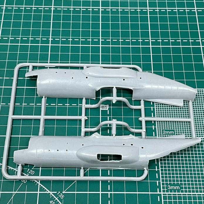 Lockheed EC-130V Hercules (AEW&C), Aircraft Model Kit Scale 1:144 SOVA-M SVM 14002