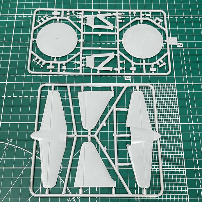 Lockheed EC-130V Hercules (AEW&C), Aircraft Model Kit Scale 1:144 SOVA-M SVM 14002